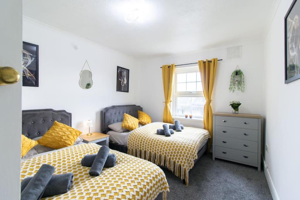 Open Mind Property - Southsea With Free Parking Portsmouth Kültér fotó